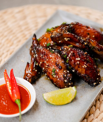 Que's Grilled Sweet and Pepper Chicken Wings image